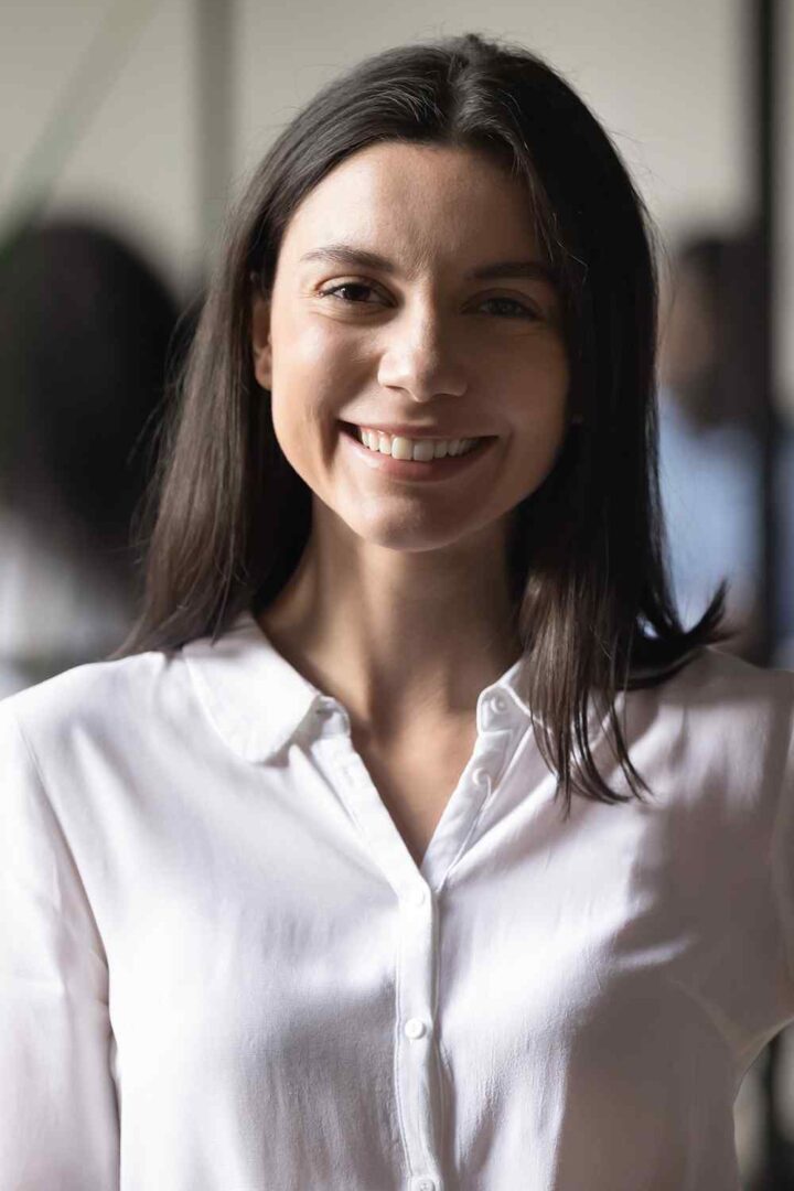 https://lgexplore.com/wp-content/uploads/2020/08/team_06-720x1080.jpg
